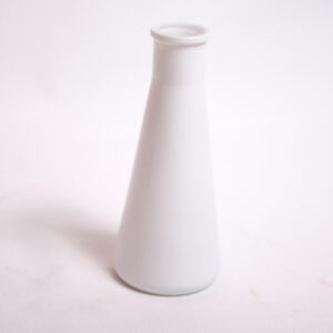 Vase Solid White long (18cmH)